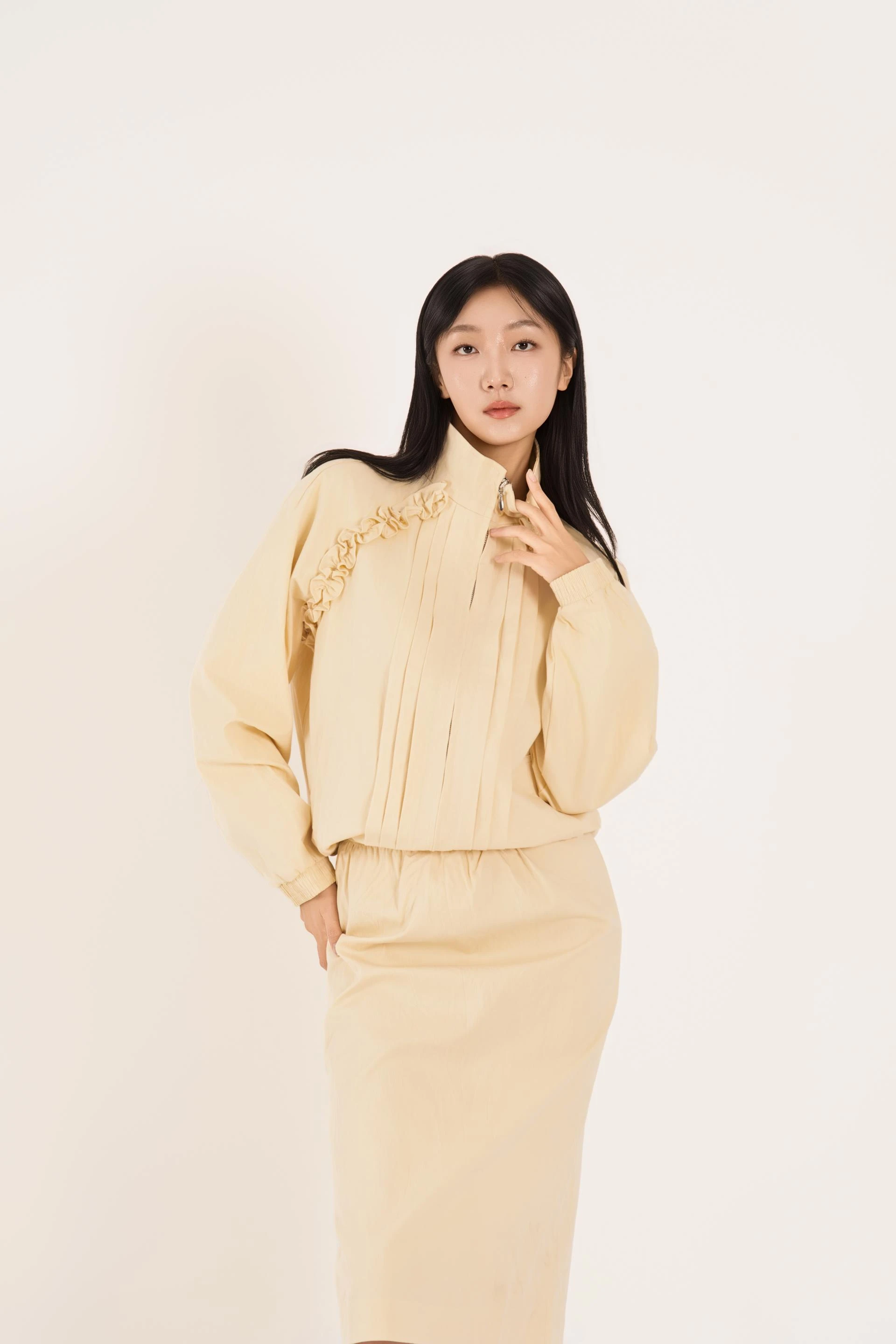 러플 핀턱 미디 스커트 셋업