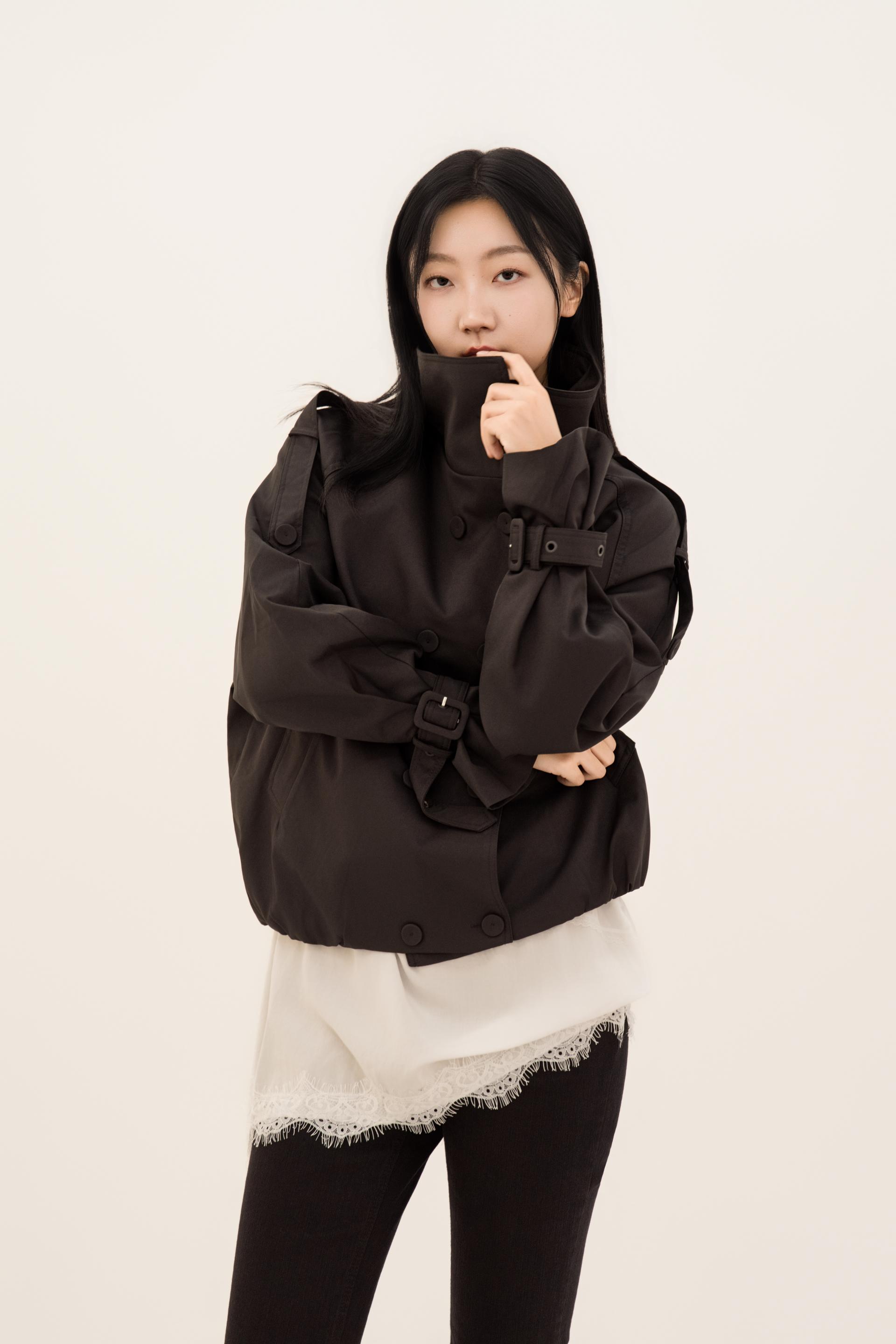 하이넥 더블 브레스티드 볼륨 트렌치 자켓