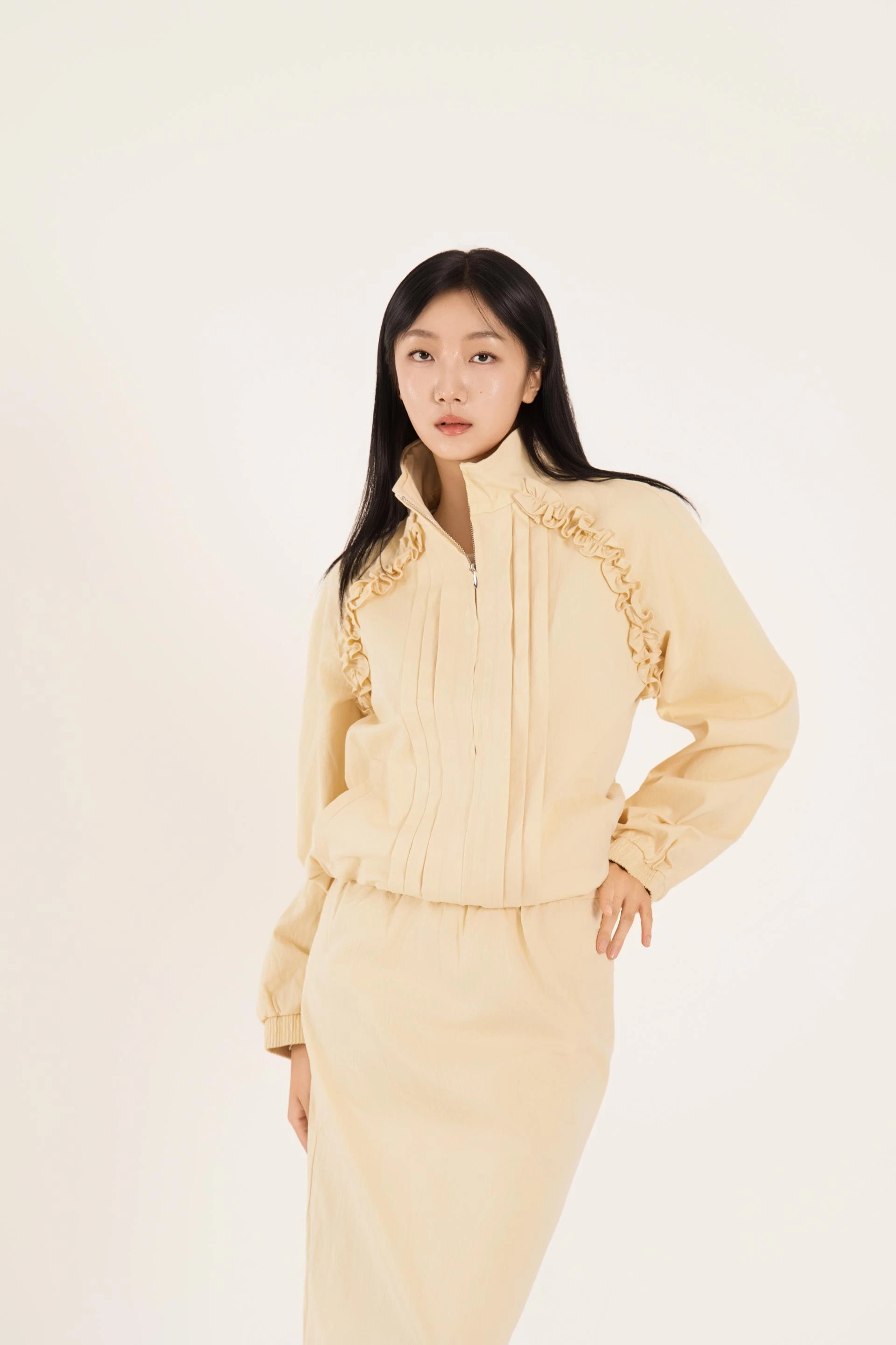 러플 핀턱 미디 스커트 셋업