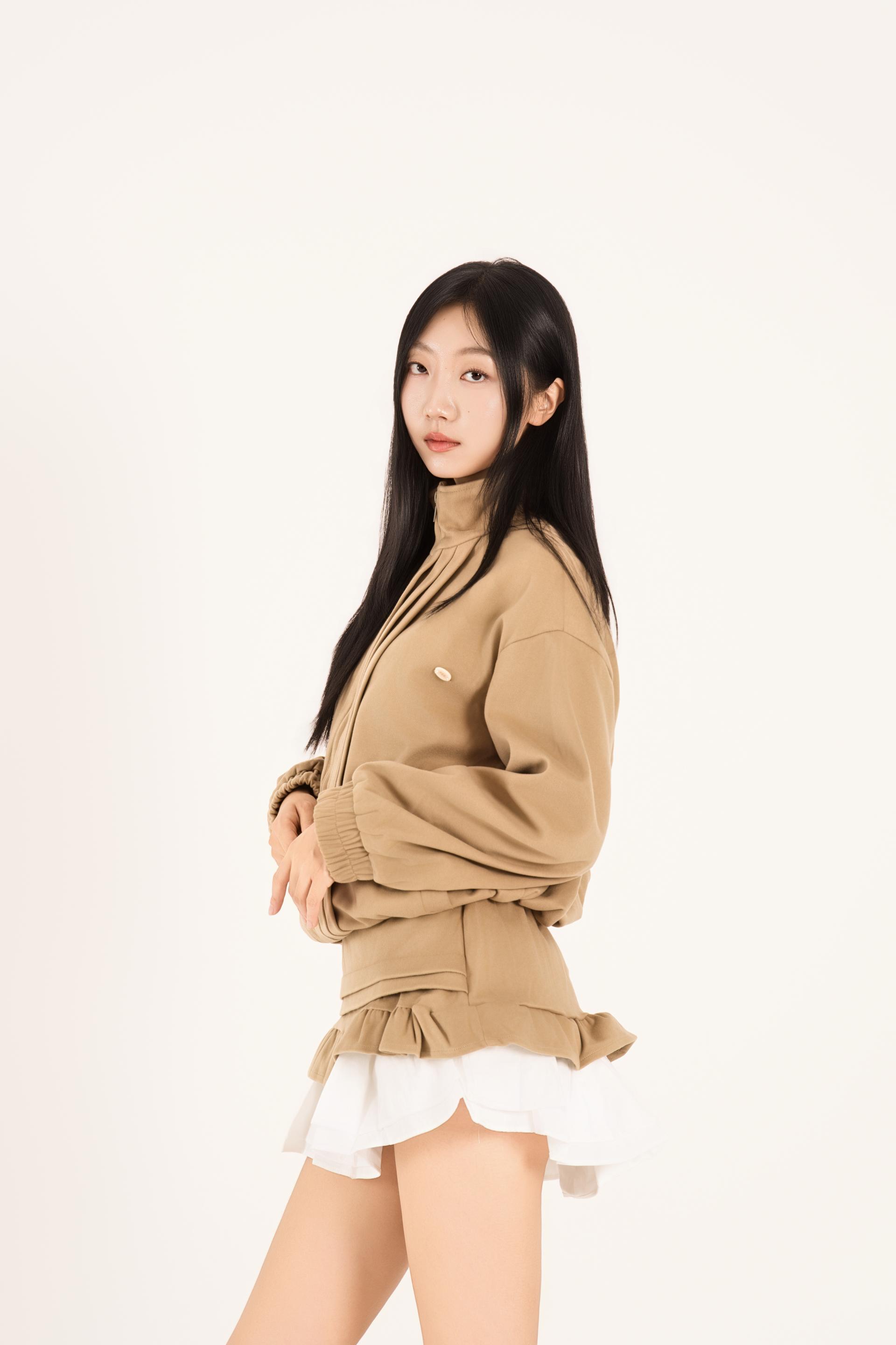 하이넥 핀턱 러플 스커트 셋업